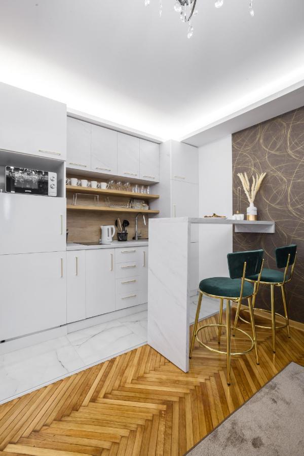 Jednosobni Apartman Ted - One Bedroomed Apartment Ted Sajmiste Exteriör bild